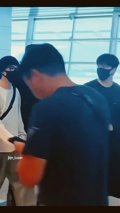 Jungkook making sure jimin is following 🥹❤️‍🩹 #jikook #kookmin #jungkook #jimin #jungji #koomi #jkjm