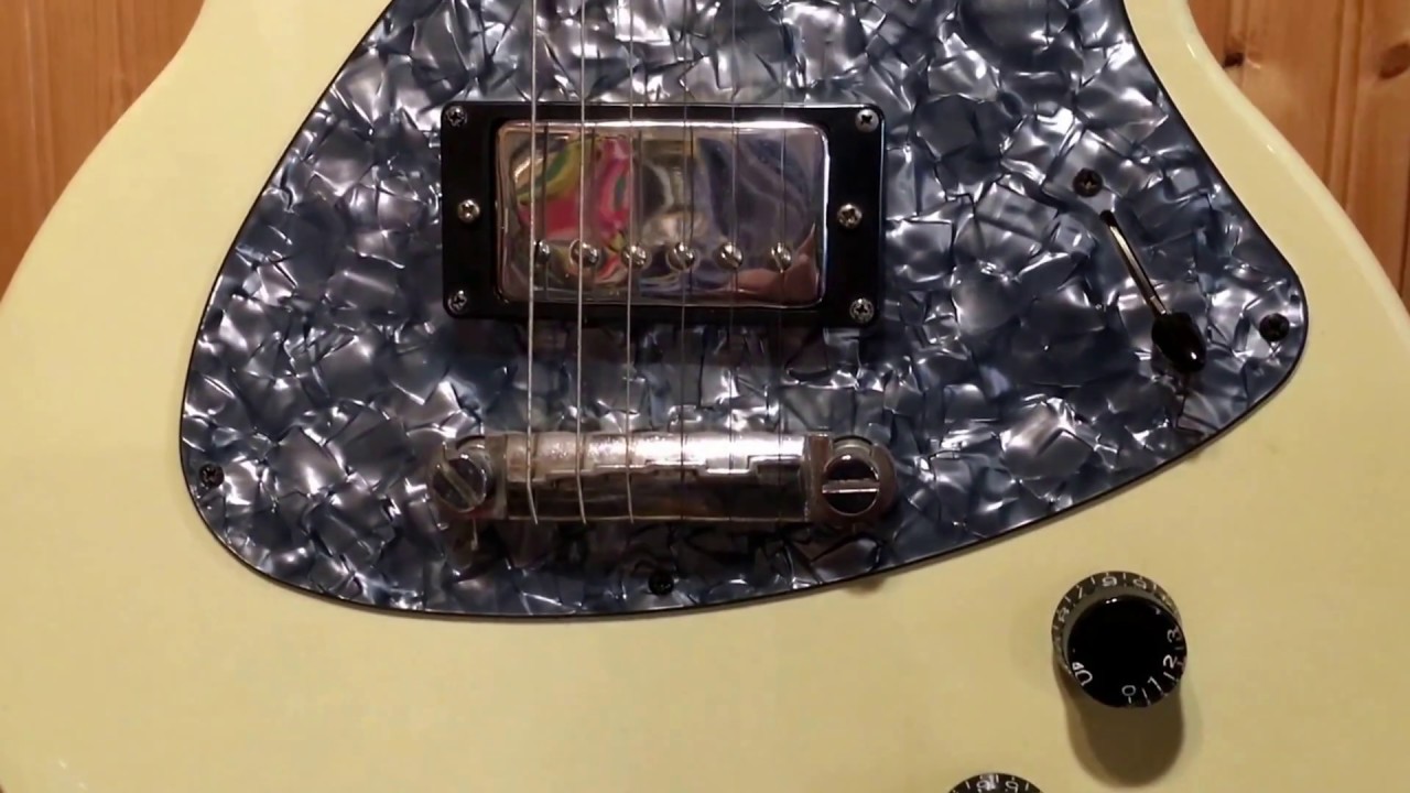 Yamaha AES-500 Electric Guitar - Cool Retro Look - Great Condition - Lohn New And Used