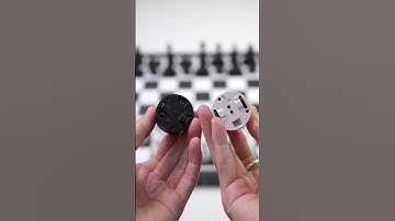 Chessnut Move Comparison: Wooden vs Plastic Pieces – Which One’s Right for You?#chess #chessnutmove