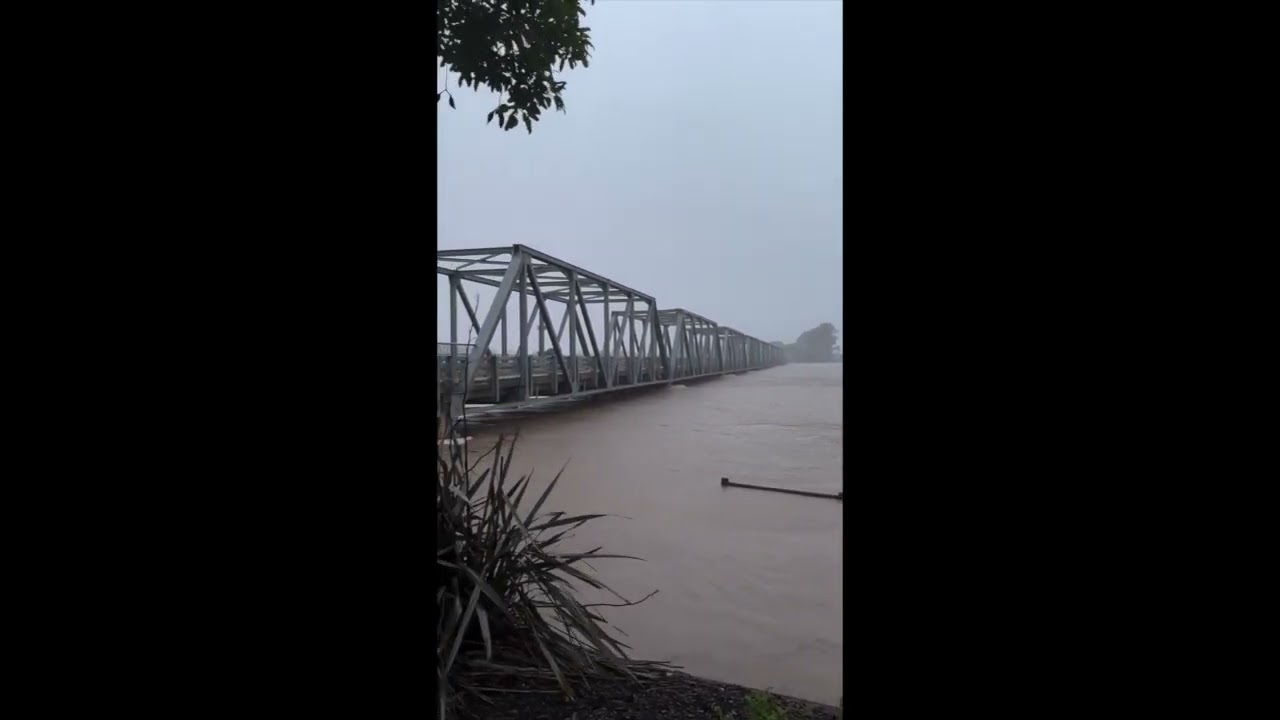 Taree Local Films Two Videos Comparing Record Flooding of River One Day Apart