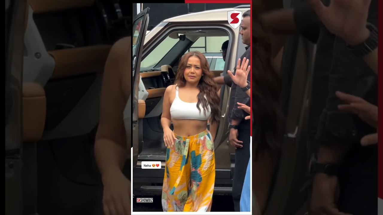 Singer Neha Kakkar Spotted Today for Shoot 😍 