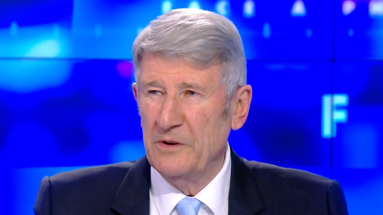 "Lecornu a parlé pour préparer les Français au 49.3 !" (Philippe de Villiers)