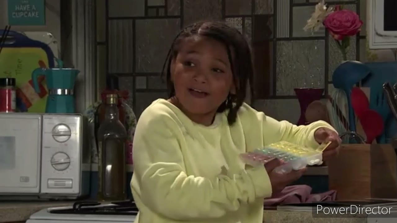 Coronation Street- Emma Takes Ruby To The Hospital After She Swallow One of Curtis' Pills (13/12/21)