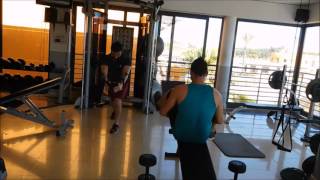 Treino De Peito Em Circuito Intenso