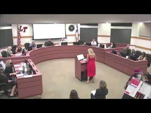 Angry Mum Reads Anal Sex Passage From Junior High Library Book to School Governors - Lake Travis