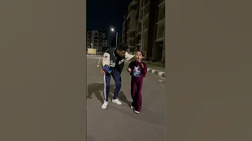 البانجو مش بتاعي اتحداك تعمل كومنت فاضي 