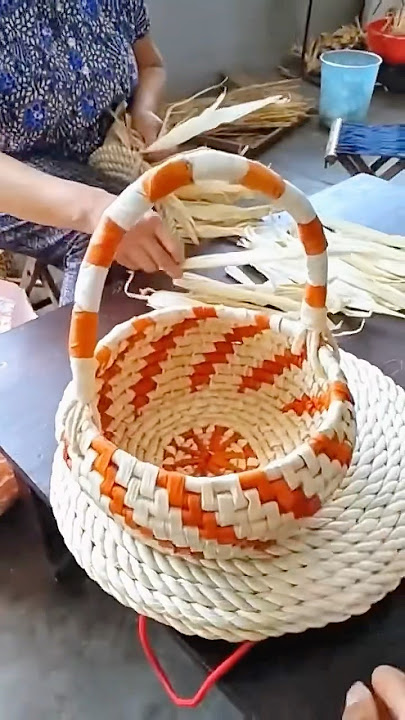 Kerajinan super kreatif dan cantik dari limbah kulit jagung #shorts