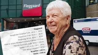 Ruth Tager Bussen Til Fleggaard For At Købe Smør Og Ost