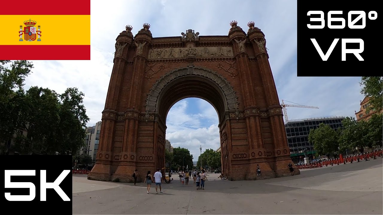 360° VR Virtual Reality Video: Barcelona - Arc de Triomf, Catalonia, Spain