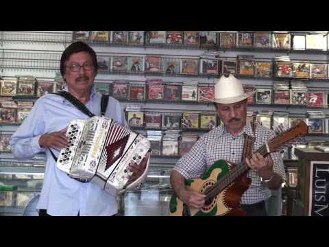 Gilberto Perez y Ramiro Cavazos EL CARREJO