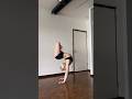 ひさしぶりに座禅でそった！やっぱりそりは横から見るのが1番かっこいい💗 #rickmethod #handbalancing #倒立 #coreworkout #motivation