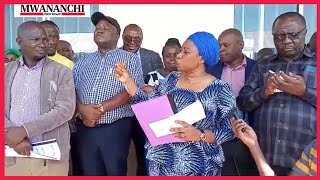 Download Ziara Ya Ummy Mwalimu Kahama || Azungumza Na Wanafunzi Video MP3 Ziara Ya Ummy Mwalimu Kahama || Azungumza Na Wanafunzi
