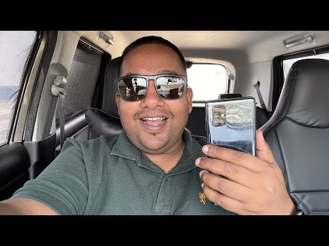 Car chalate huye mobile se shoot kyun krta hun?