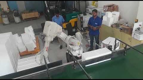 HOLE PUNCHING PALLETING ROBOT