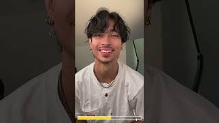 Why Korean Don't Have Beards 😱