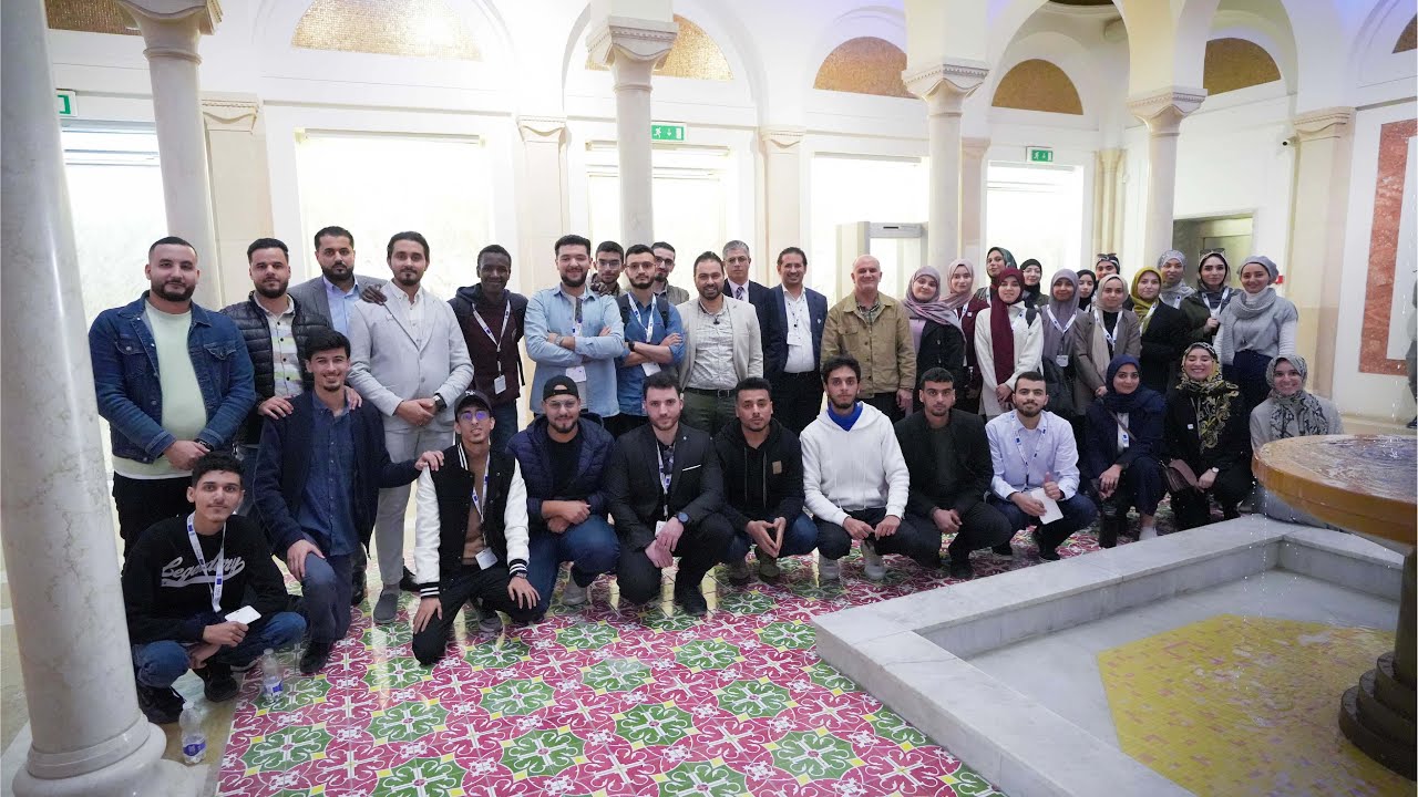 يوم عرض المشاريع مجموعة برمجة تطبيقات الويب بمدينة طرابلس