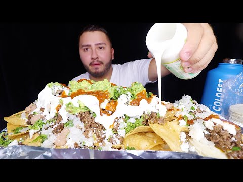 Authentic Loaded Mexican Nachos