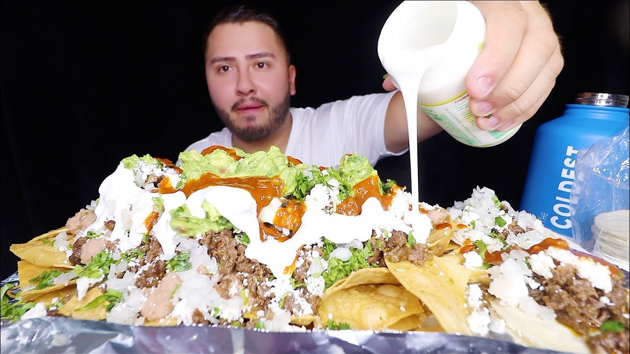 Authentic Loaded Mexican Nachos