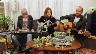 Larkin Poe with Mark Agnesi - Never Been to Spain (Three Dog Night cover)
