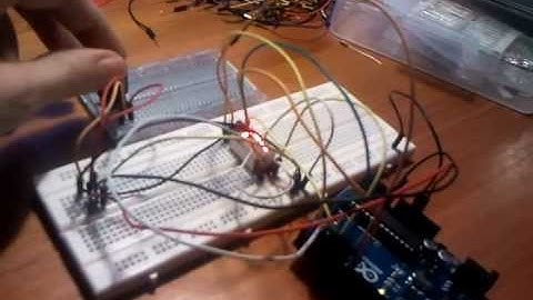 [Arduino] Control de un display de 7 segmentos con un potenciómetro