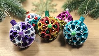 картинка: Новогодние шары из глиттерного фоамирана, 2 Идеи ёлочных игрушек 2022 🎄 2 DIY christmas ornaments