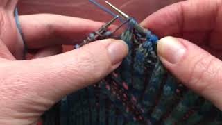br3stdec (brioche three stitch decrease)