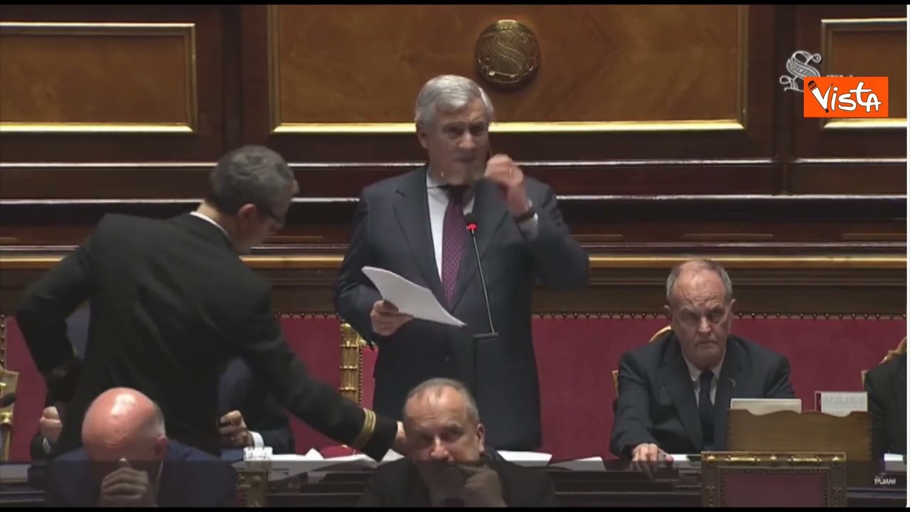 Tajani a Renzi: 