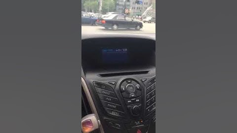 2012 Ford Focus speakers popping and crackling and high frequency sound