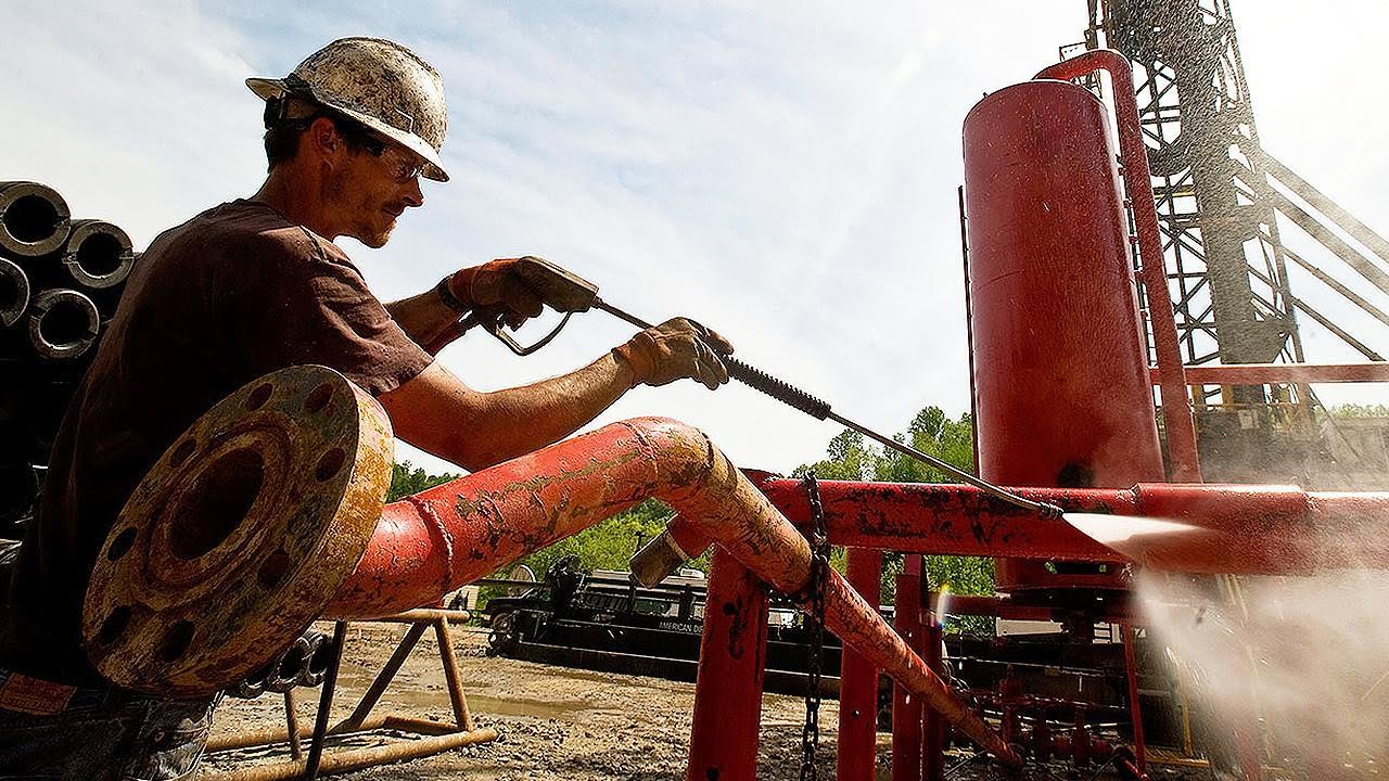 On Wednesday, Investors Await Key Data on Oil Supply