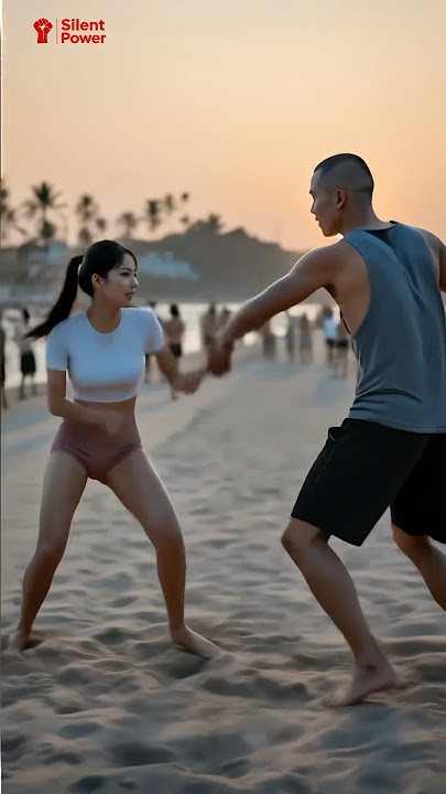 The fear of a beach beauty... #kungfu #boxing #aifight