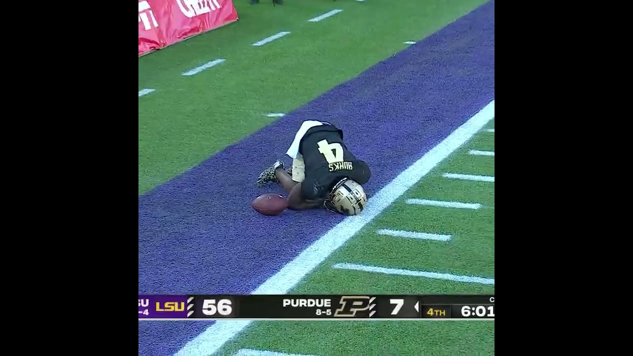 Deion Burks Carted Off Field After Apparent Head Injury