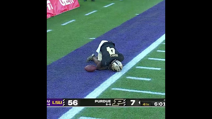 Deion Burks carted off field after apparent head injury