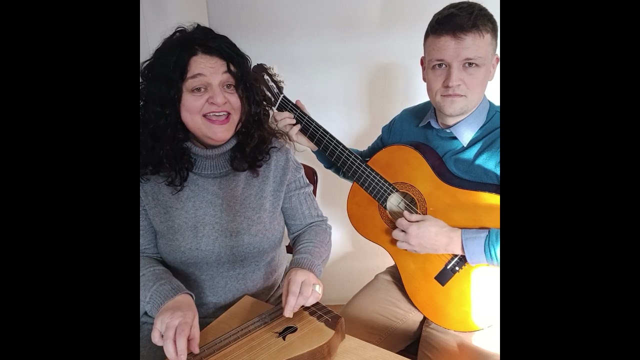 A bundának nincs gallérja... 🧥