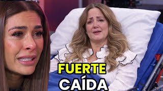 😱 She fell live on air! Andrea Legarreta suffers an accident and causes concern 😱 She fell live on air! Andrea Legarreta suffers an accident and causes concern