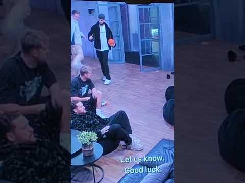 Ethan gets hit on the Head #sidemen #funny #ksi #behzinga