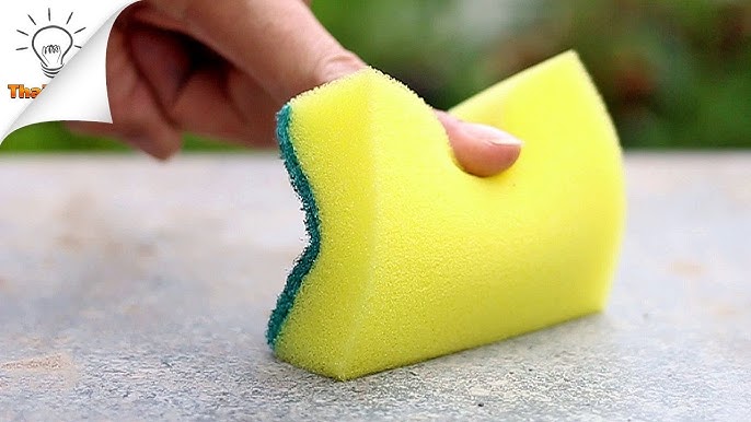 How to Wash Dishes : How to Use Sponges for Washing Dishes 