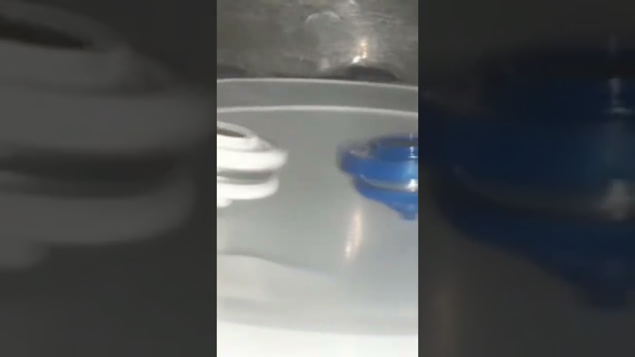 Dranzer V2 0Cross Reboot' in action vs Dragoon Victory Sting Evolution 