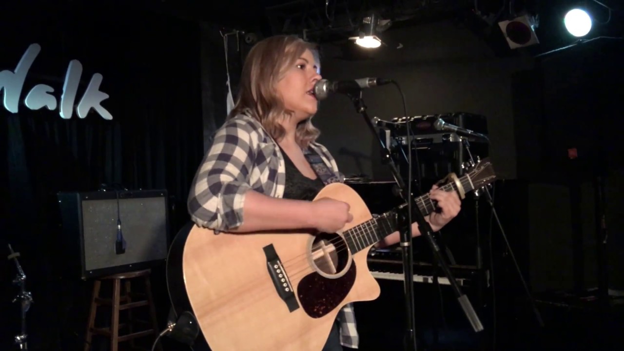 Savannah Jaine * Twist The Knife * @ The Sidewalk Cafe