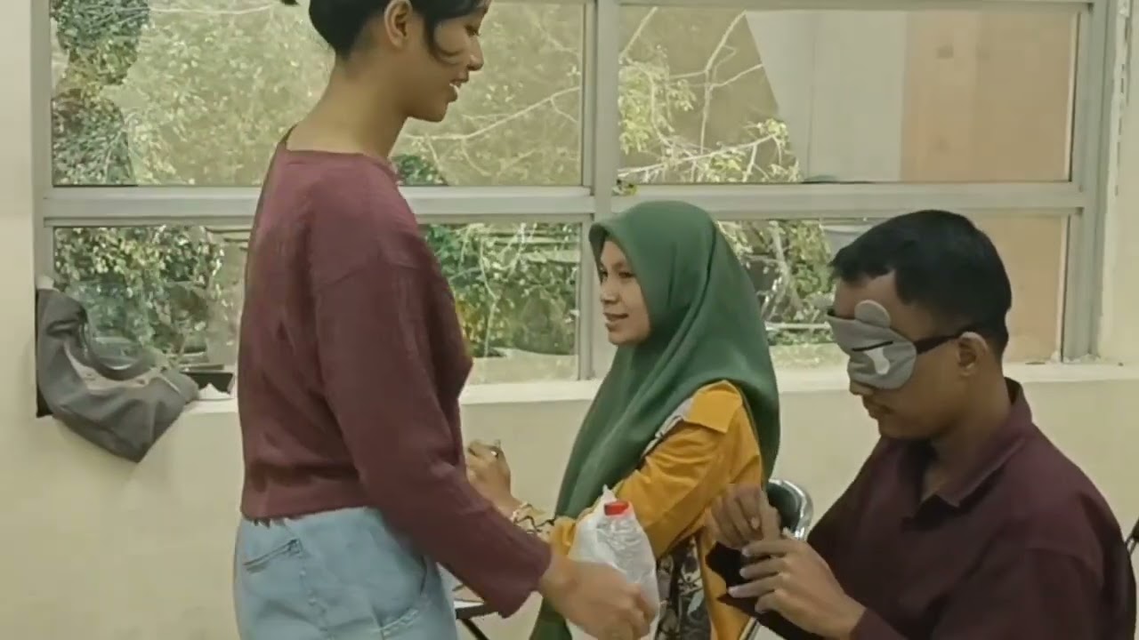 Pembelajaran untuk anak MDVI (Peer teaching)