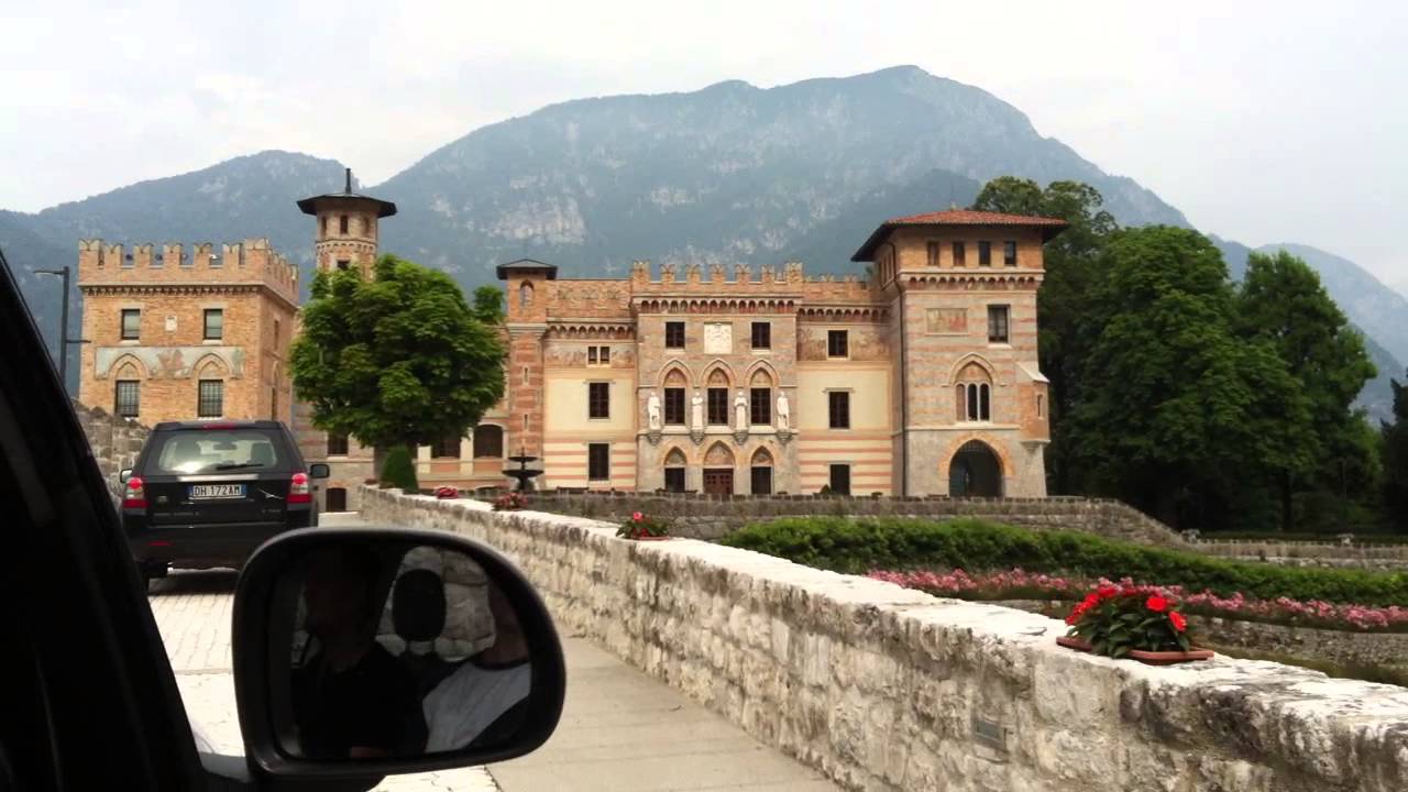 GraphiStudio's Ceconi Castle