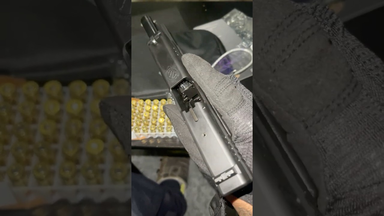 Unboxing Springfield Armory XD-9