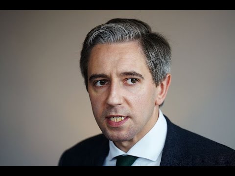Simon Harris tells Mary Lou McDonald that if verbosity was an Olympic sport she would win gold