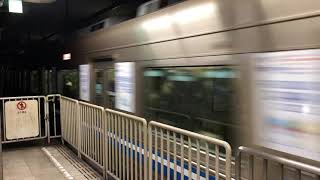 福岡市営地下鉄空港線2000系普通列車世界水泳開催決定記念ステッカー付き