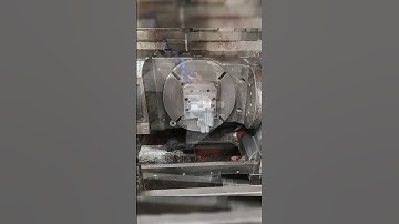 Come and see our five-axis CNC center #cnc #cncmachineoperating#5axis #cncmachining