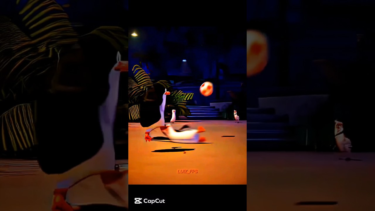 PENGUIN 🐧 X RONALDO BICYCLE KICK 🦵🏻 