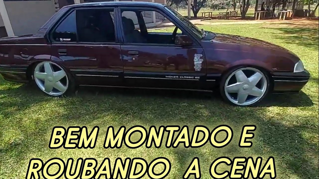 Chevrolet Monza Tubarão, classico e bem montado.