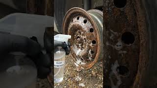 This Rusty Car Rim Looks Brand New 😳