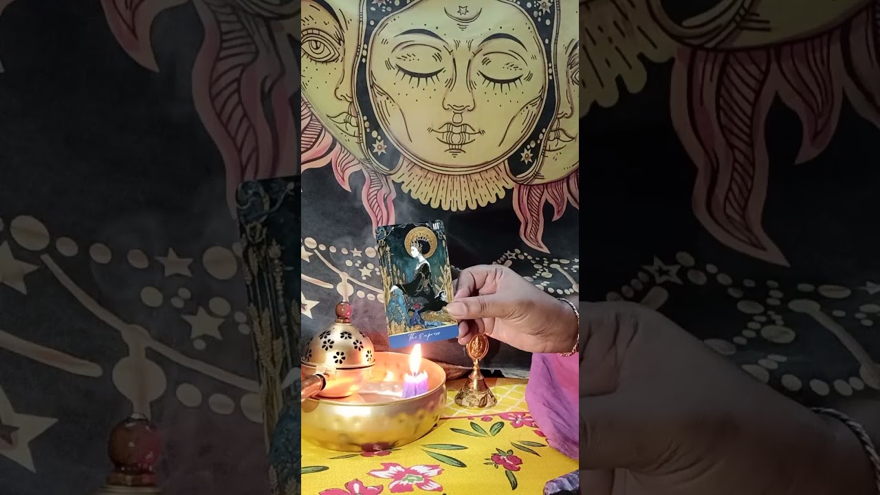 হাতে পড়লে জানবেন সুখের ঝর্ণা আপানার🧿💖🤗🛡@MUHURTERDAKEAMISANGITA789 #divine 🛡️💕#tarot #love #viral 