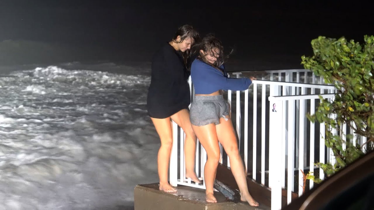 Hurricane Nicole Landfall, Vero Beach, FL - 11/10/2022