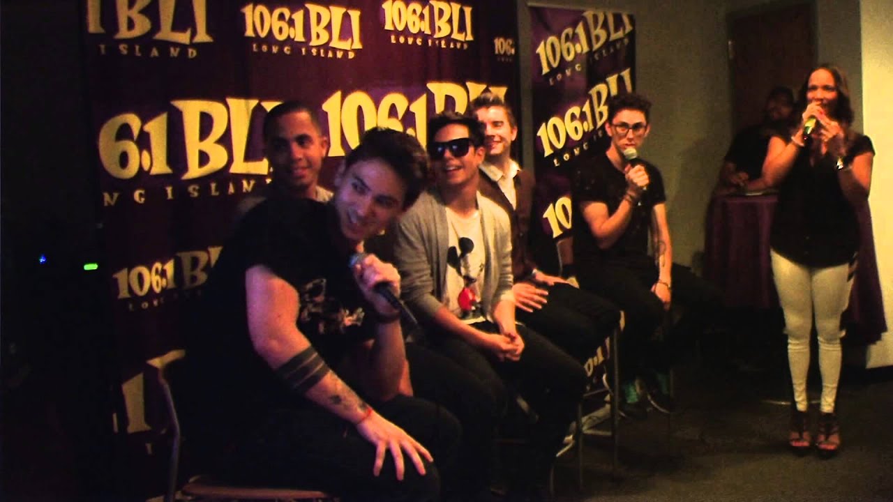 ASTRA PLAYS A GAME WITH MIDNIGHT RED